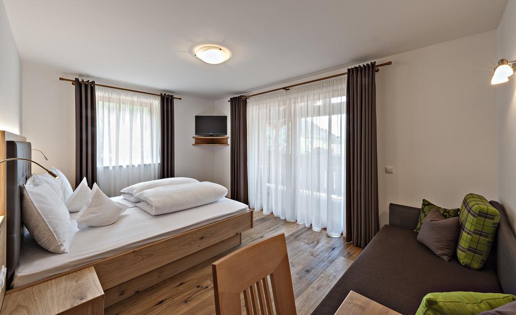 Hotel Pfandleralm Сан-Мартино Номер фото